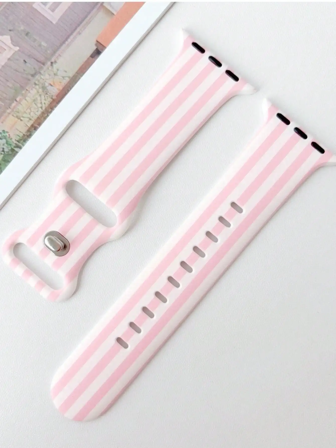 1pc White & Pink Striped Patte - огляд і ціна Silicone Sport Band